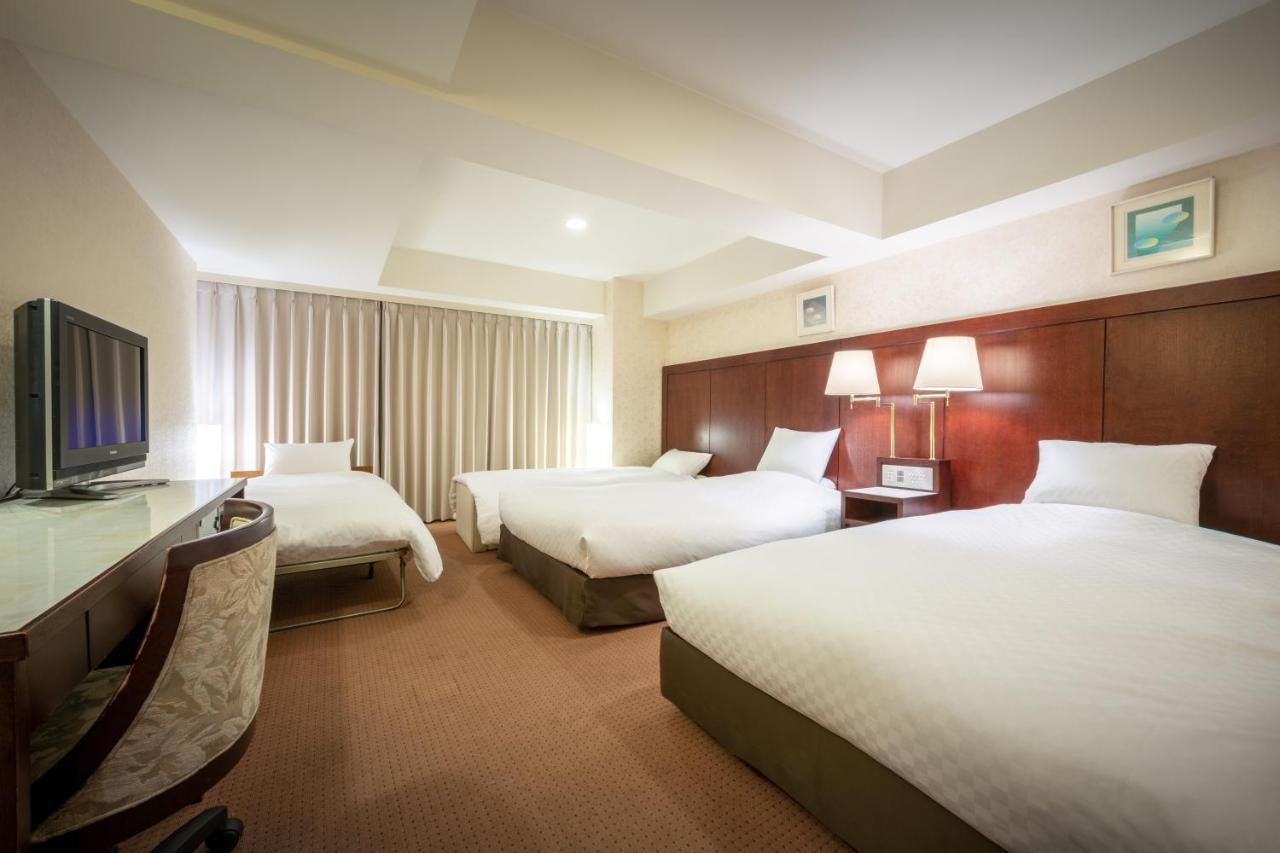 Niigata Grand Hotel Екстер'єр фото