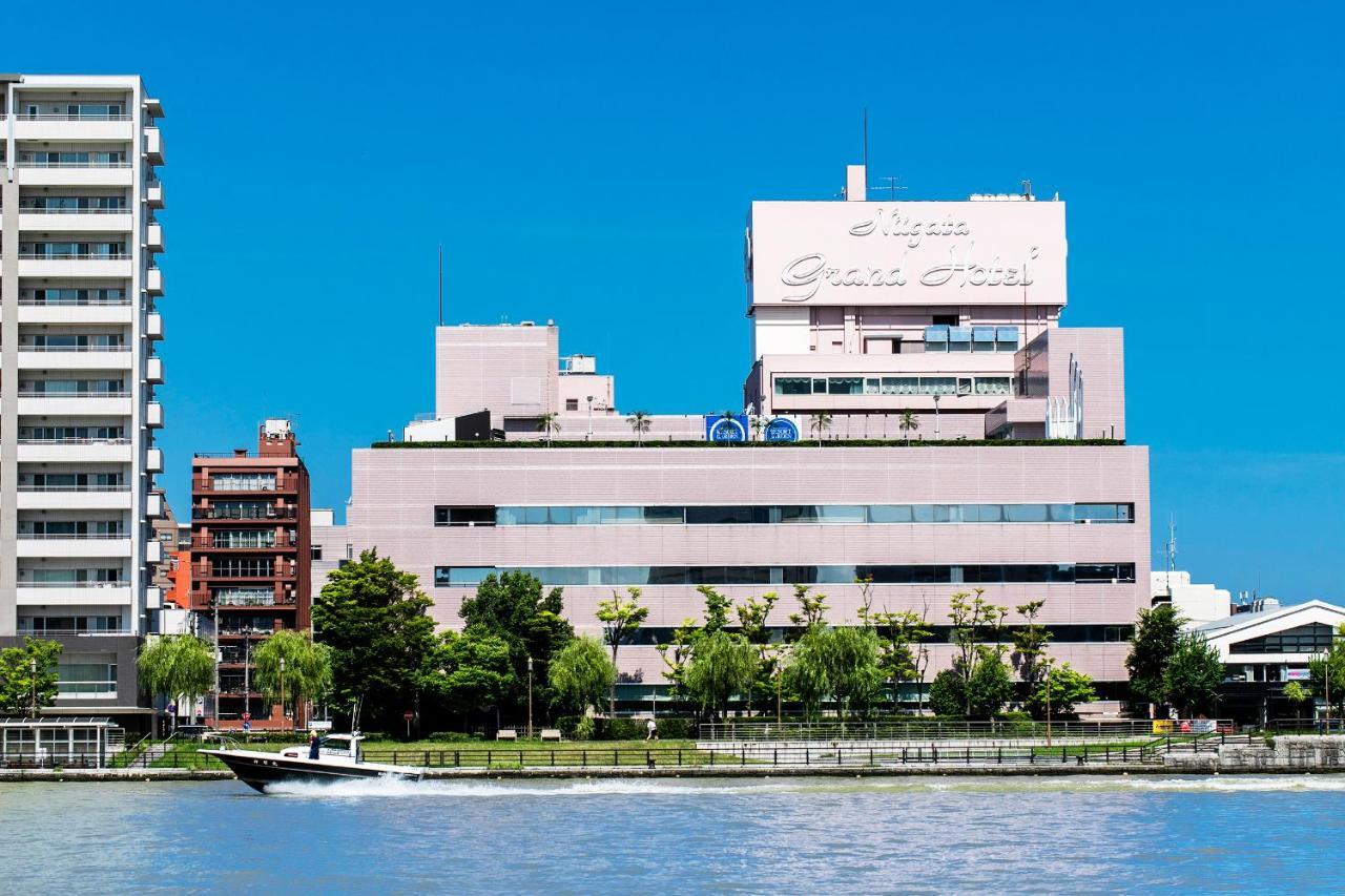 Niigata Grand Hotel Екстер'єр фото