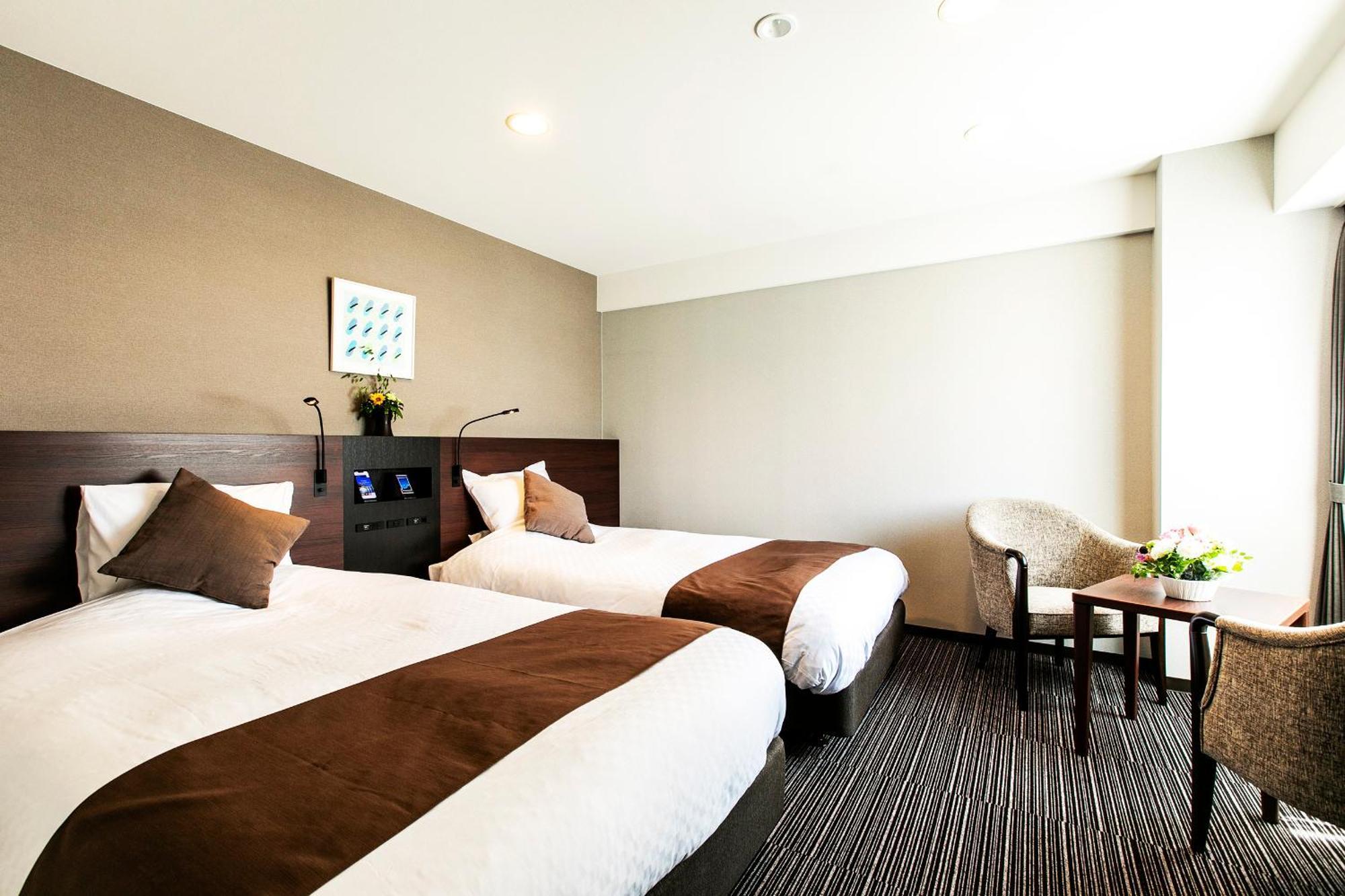 Niigata Grand Hotel Екстер'єр фото
