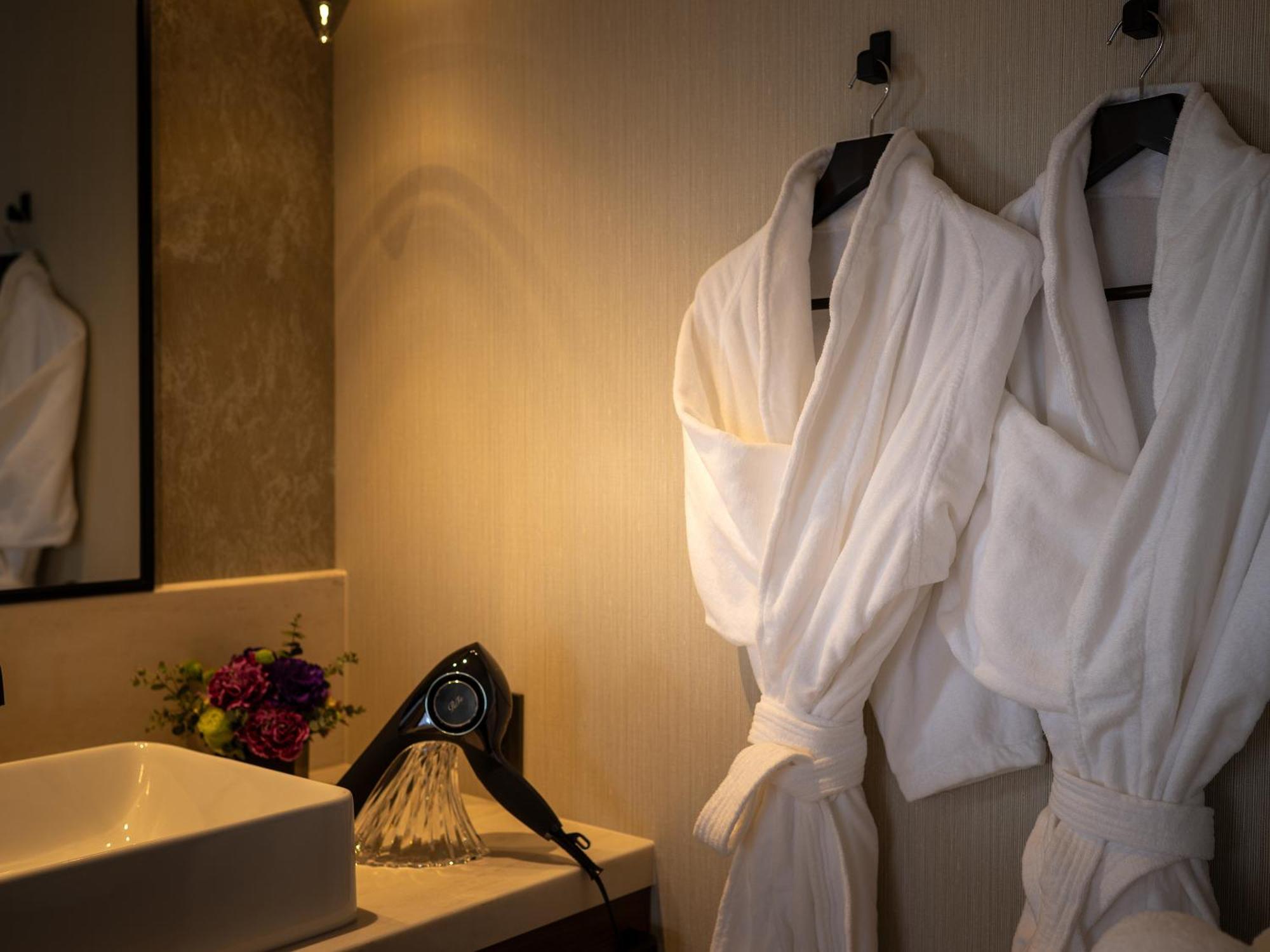 Niigata Grand Hotel Екстер'єр фото